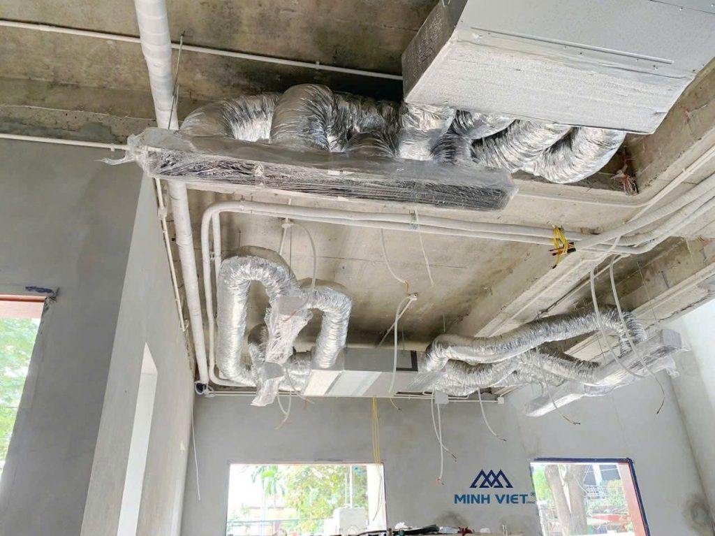 Nhà ở Tam Điệp – âm trần nối ống gió Daikin – Minh Việt thi công